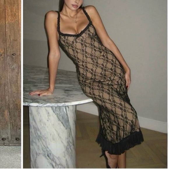 Sold - Picture 2 of 11